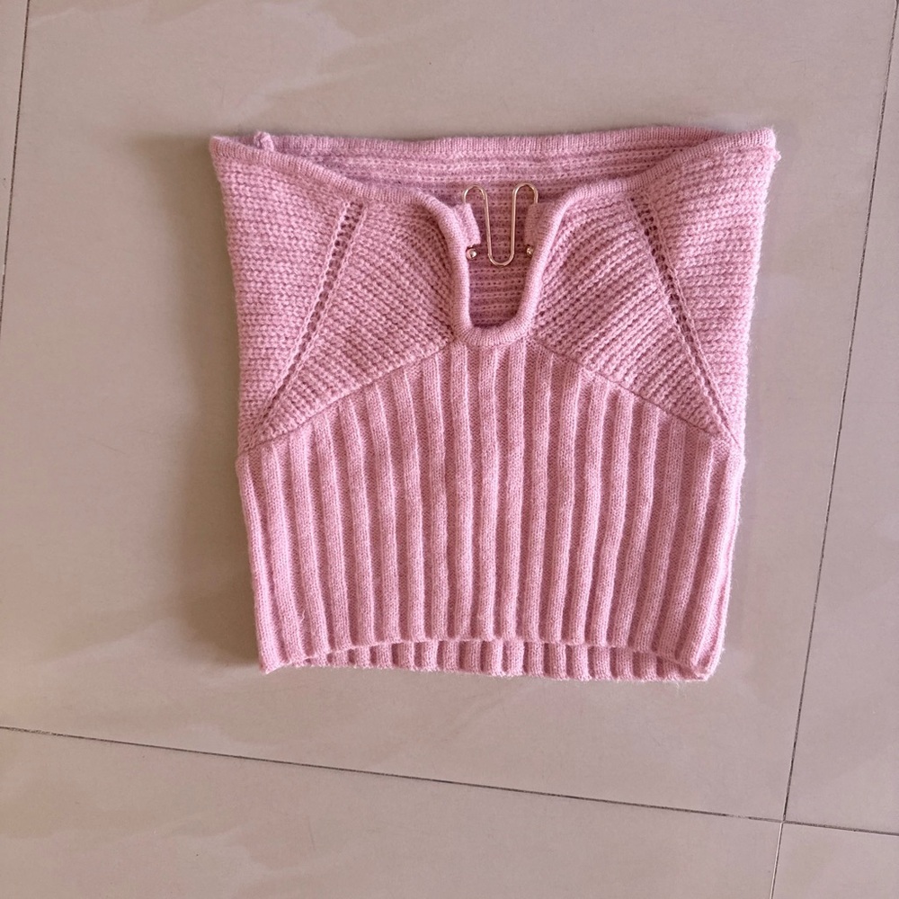 Commense Soft Pink Ribbed Knit Top size M